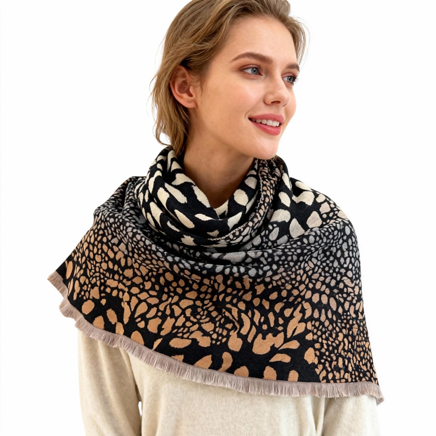 Women's Autumn Winter Warm Imitation Cold Shawl Versatile Thick Scarf for Women Stylish Leopard Print Design