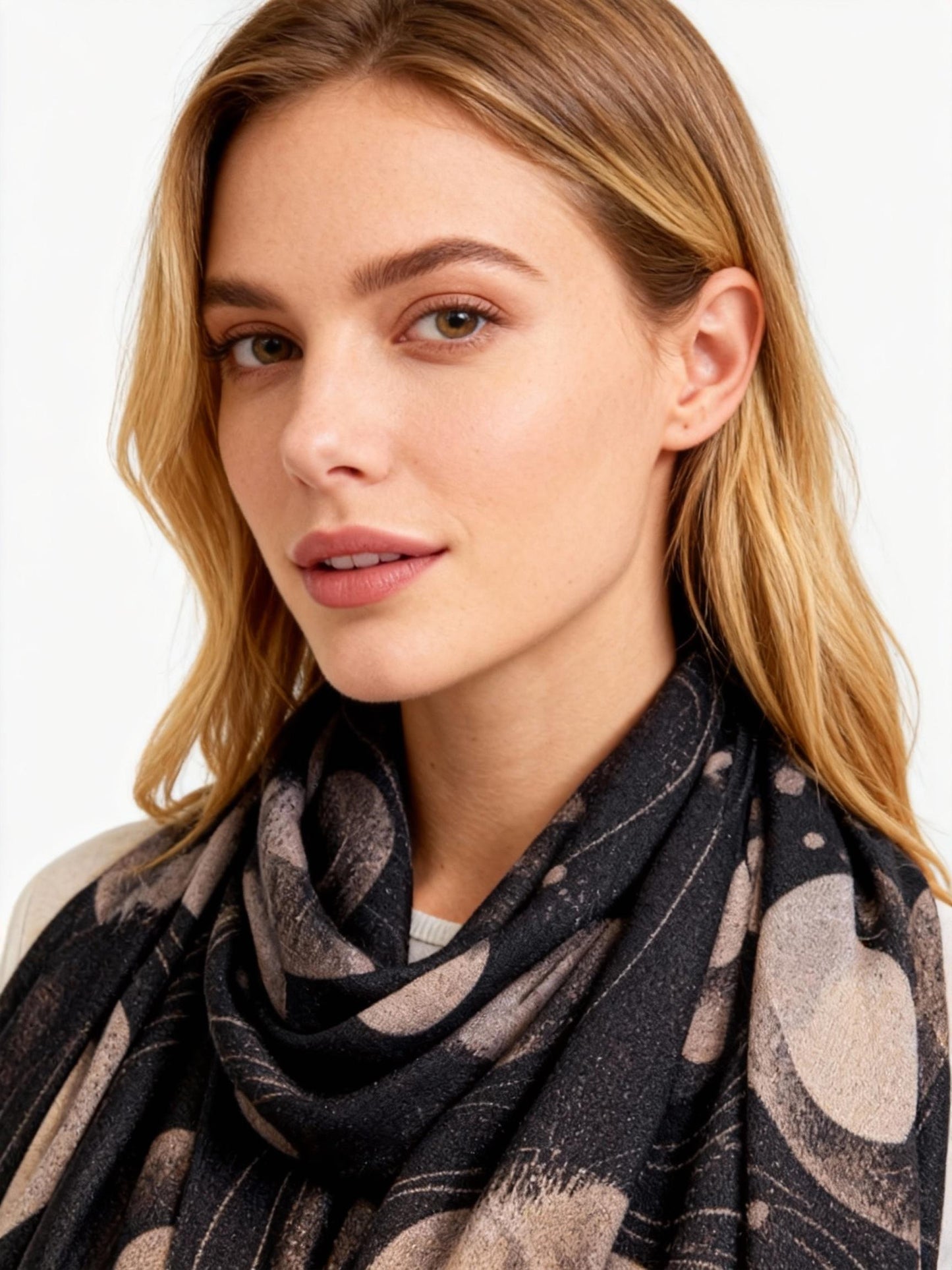 New Coming Winter Fashion Scarf with Polka Dot Design and Fringe Detail for Women in Black and Beige