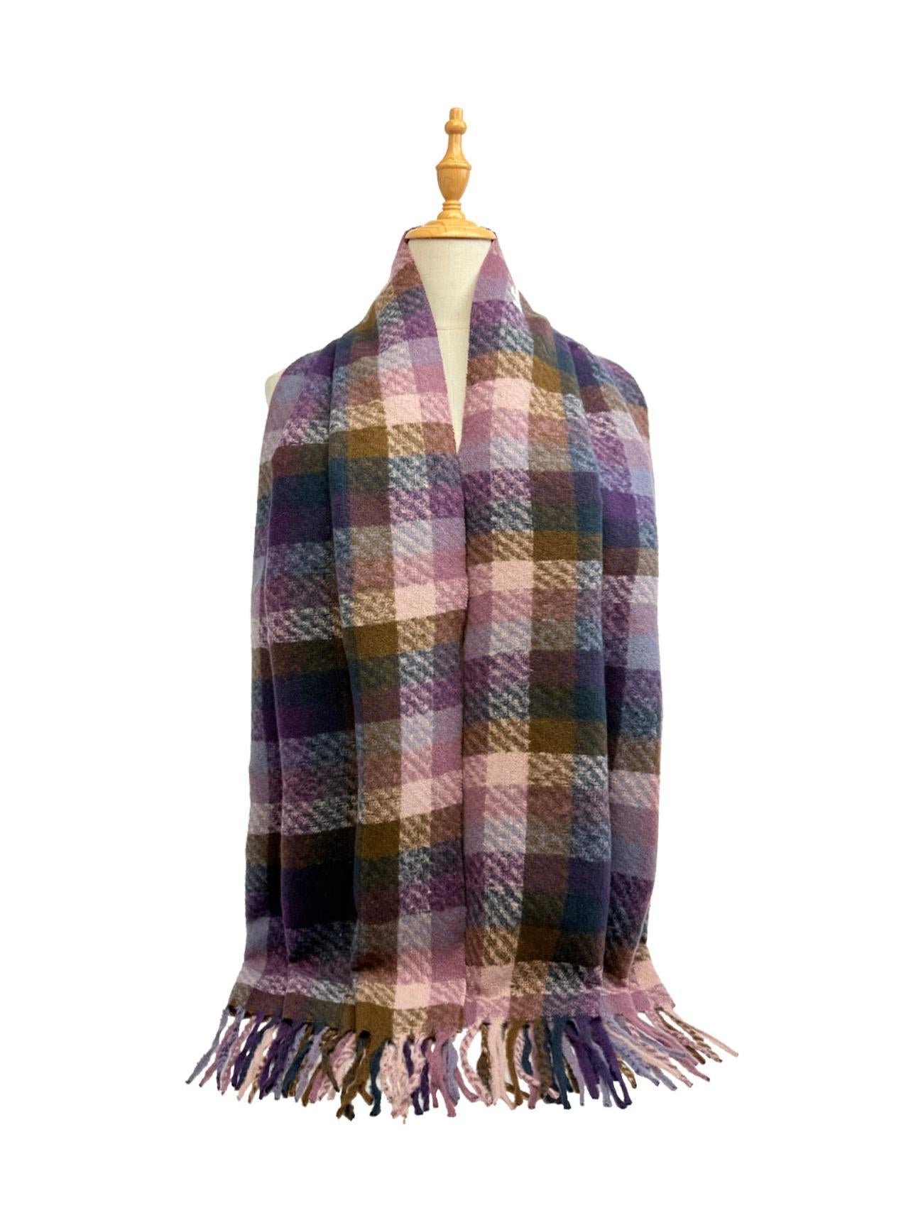 New Coming Winter Fashion Plaid Scarf with Fringe for Cozy Style All Seasons Wear