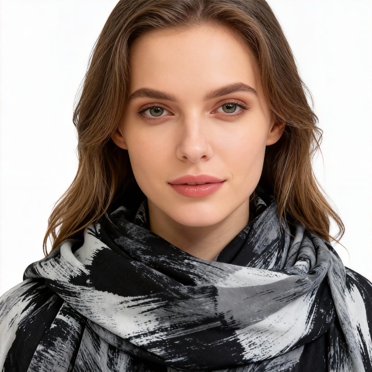 New Coming Winter Fashion Scarf Stylish Black & White Abstract Print Shawl for Women Elegant and Versatile Accessory