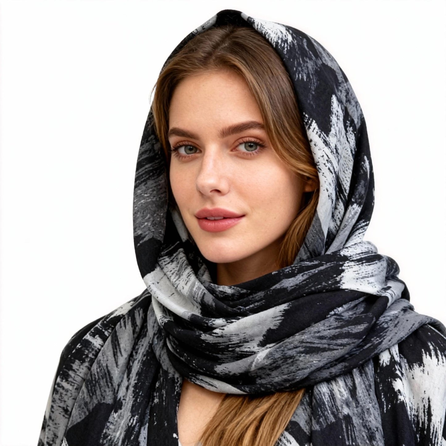 New Coming Winter Fashion Scarf Stylish Black & White Abstract Print Shawl for Women Elegant and Versatile Accessory