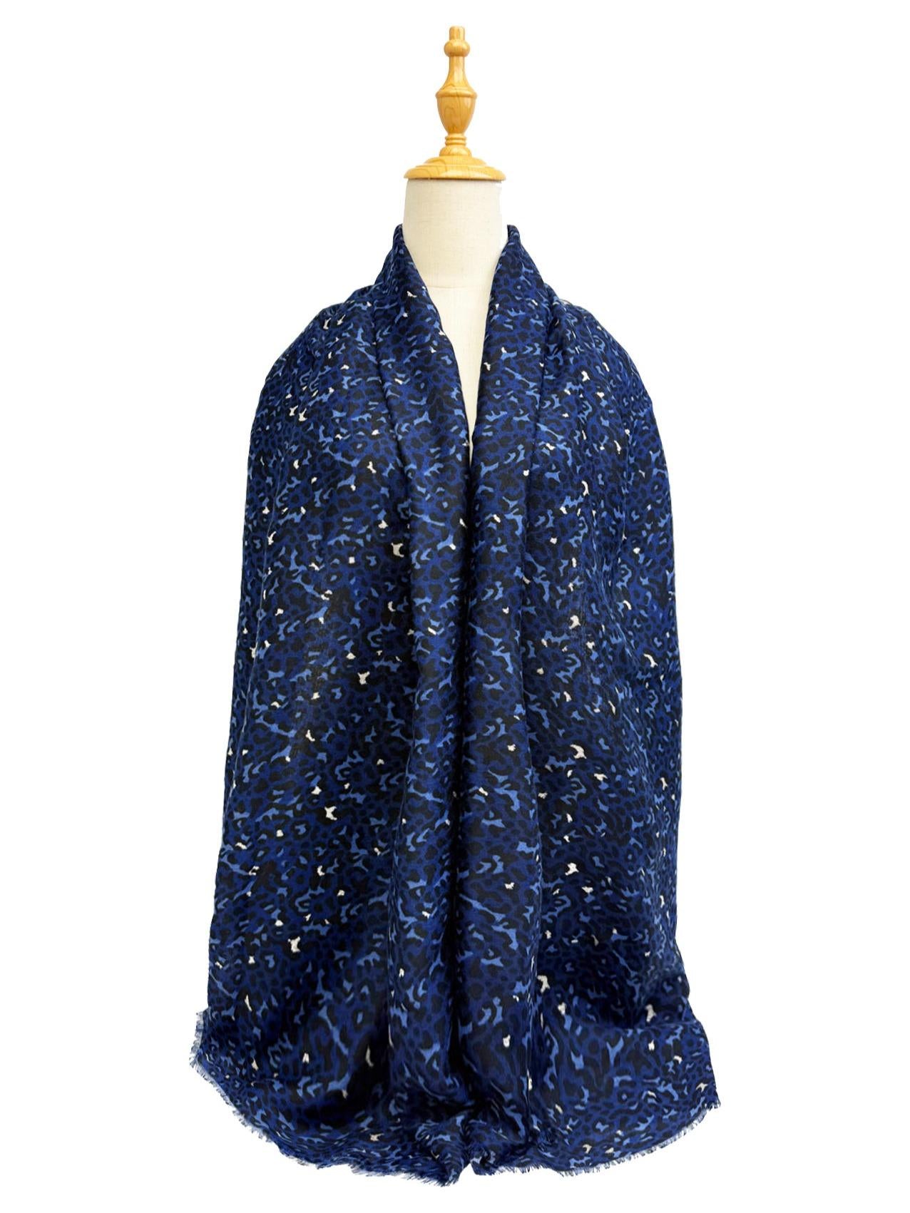 New Coming Winter Fashion Scarf Stylish Leopard Print Wrap for Women's Cozy Outfits in British English Language