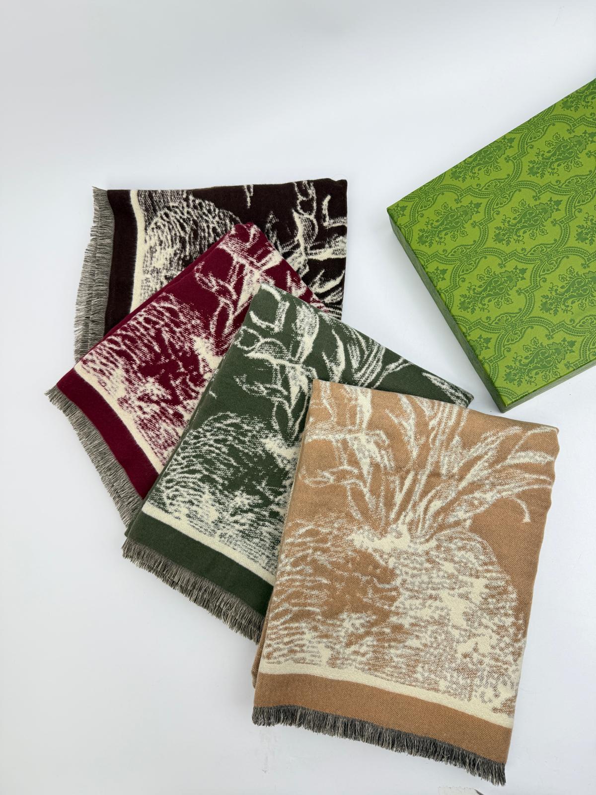 New Coming Winter Fashion Scarf - Vibrant Green, Beige & Maroon Scarf with Unique Patterns for Versatile Styling in Winter & Summer