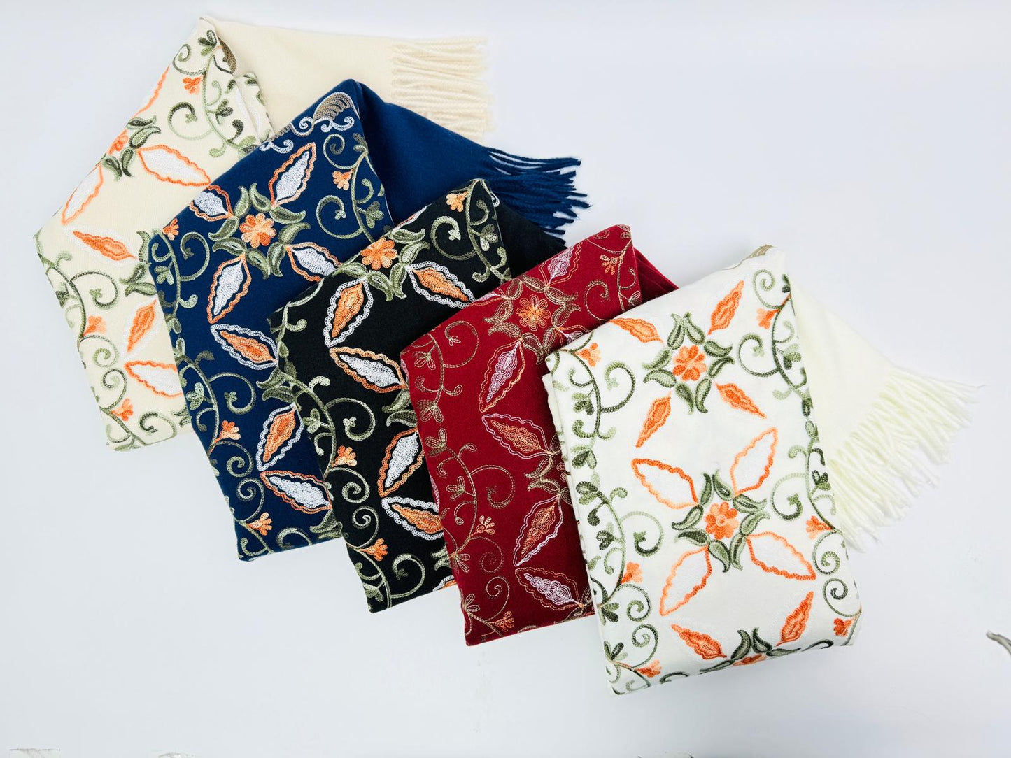 New Coming Winter Fashion Scarf - Summer Season Floral Design with Tassels for Stylish Outfits