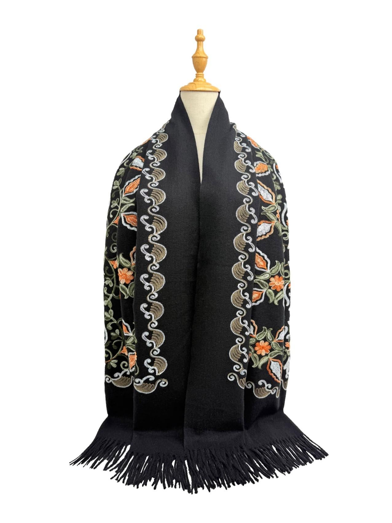 New Coming Winter Fashion Scarf - Summer Season Floral Design with Tassels for Stylish Outfits