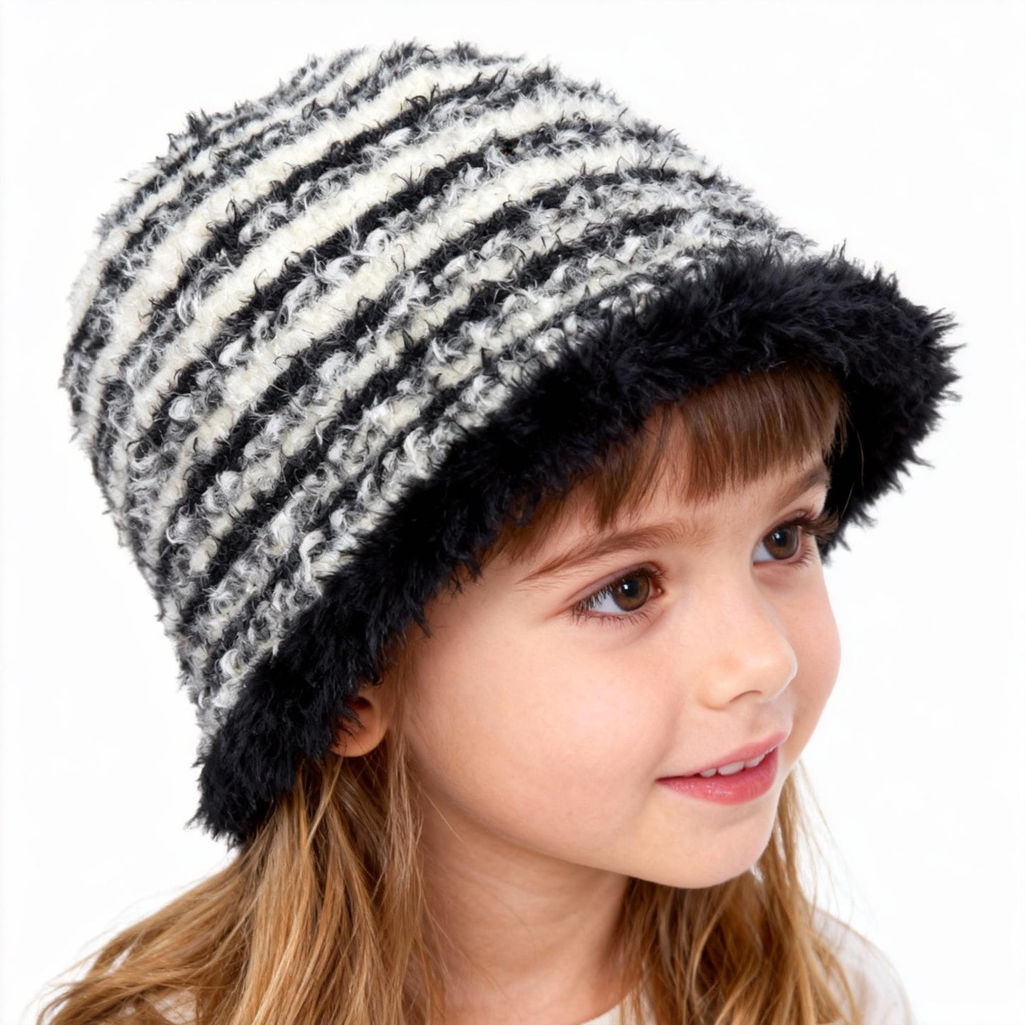 2025 new plaid fisherman hat women's plush bucket hat big head basin hat looks small in autumn and winter shopping trend