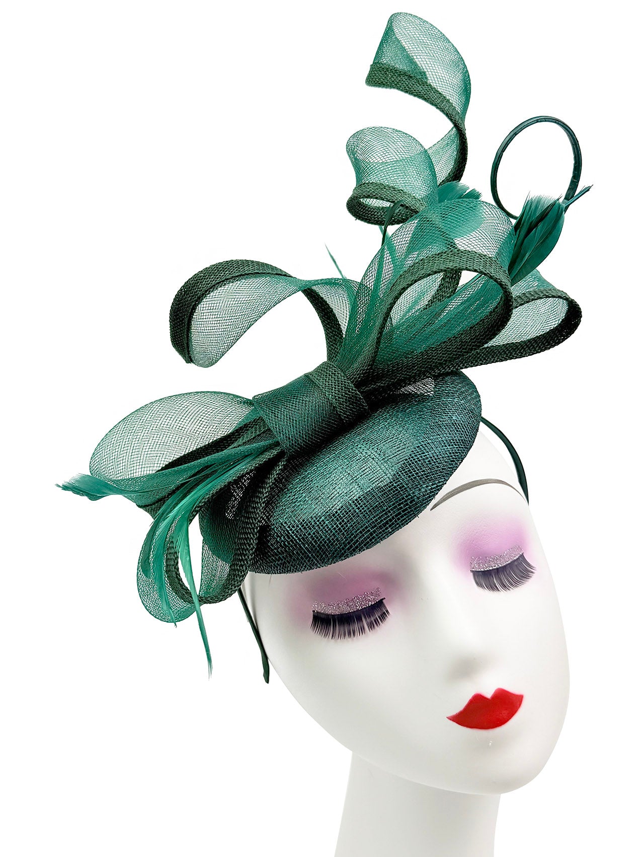 Round Pill Box Fascinator with Bow & Feathers Detailing