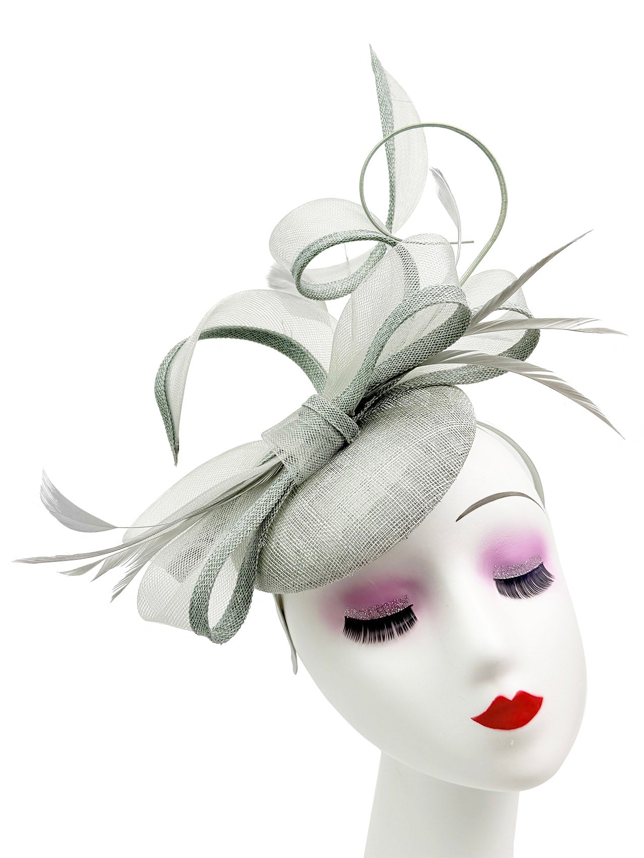 Round Pill Box Fascinator with Bow & Feathers Detailing