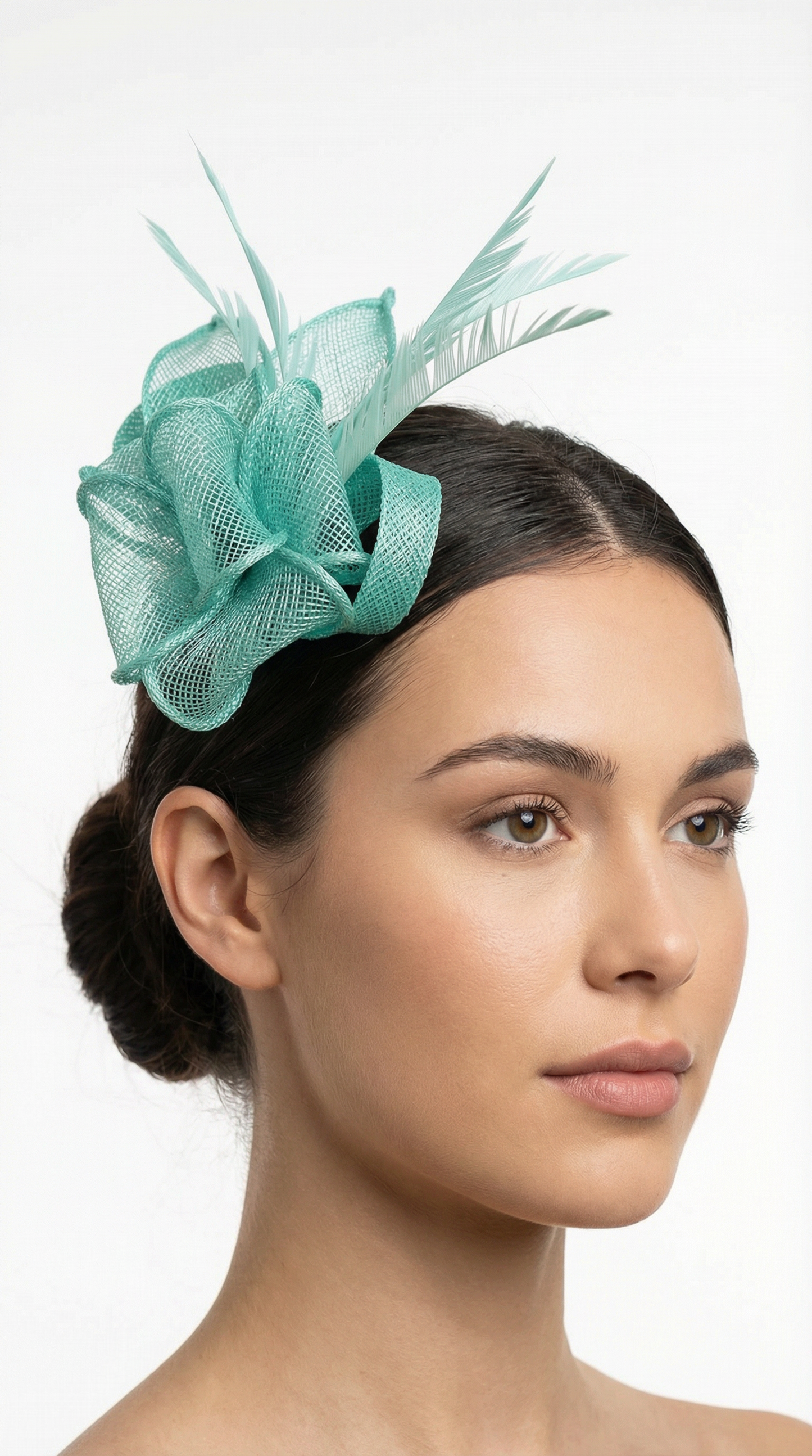 Ladies Tilted Flower Sinamay Fascinator - Elegant Design for Various Occasions, Brooch Pin & Clip Attachment