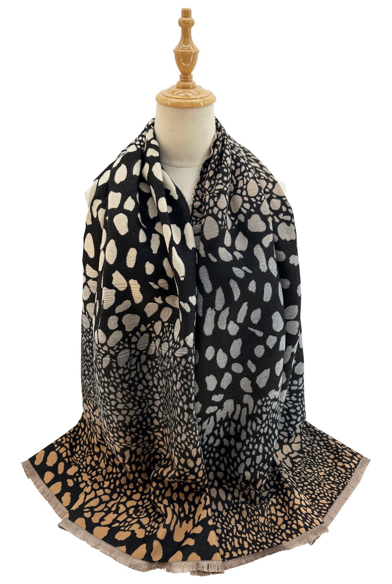 Women's Autumn Winter Warm Imitation Cold Shawl Versatile Thick Scarf for Women Stylish Leopard Print Design